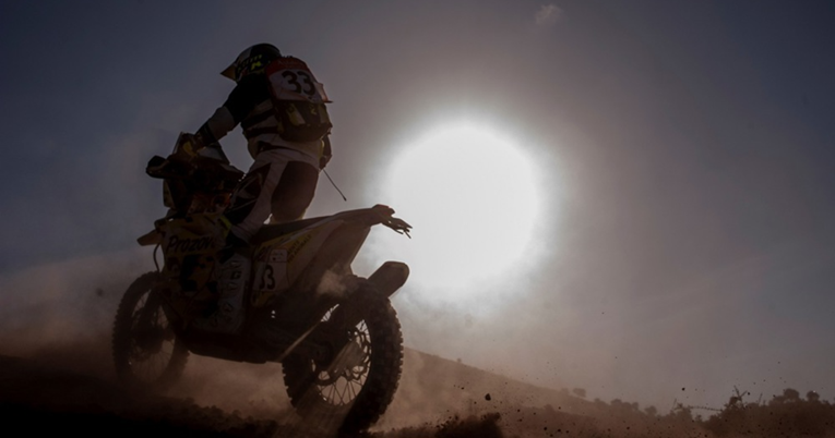 Španjolski motociklist u teškom stanju nakon nesreće na reliju Dakar