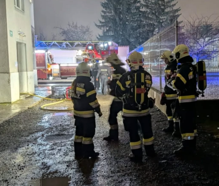 Požar u stambenoj zgradi u Grazu. Ozlijeđeno dvadesetak osoba