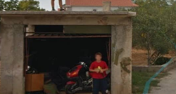 Snimka dvojice dječaka iz Bibinja s Google Street Viewa postala hit na Fejsu