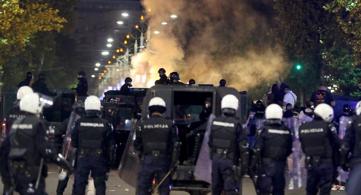 U prosvjedima u Beogradu ozlijeđeno najmanje četvero novinara, tukla ih policija