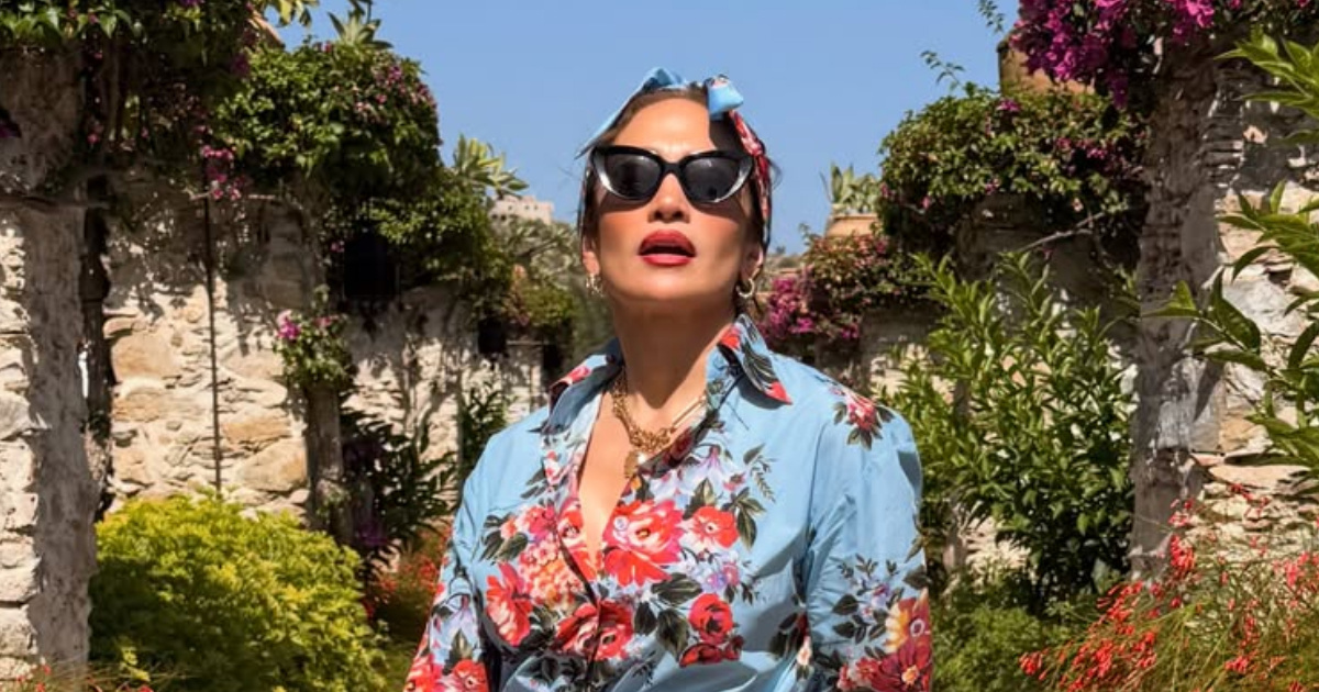 Jennifer Lopez pokazala kako se nose kontroverzne mikro hlačice