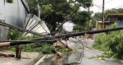 VIDEO Dominikansku Republiku i Portoriko pogodio uragan, vjetar puhao 169 km/h