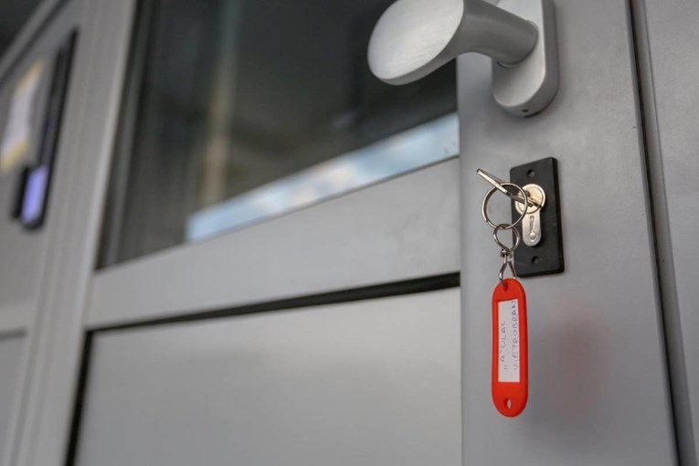 Uhićen muškarac koji je u Zagrebu iznajmljivao tuđe stanove pod imenom "Bruno Horvat"