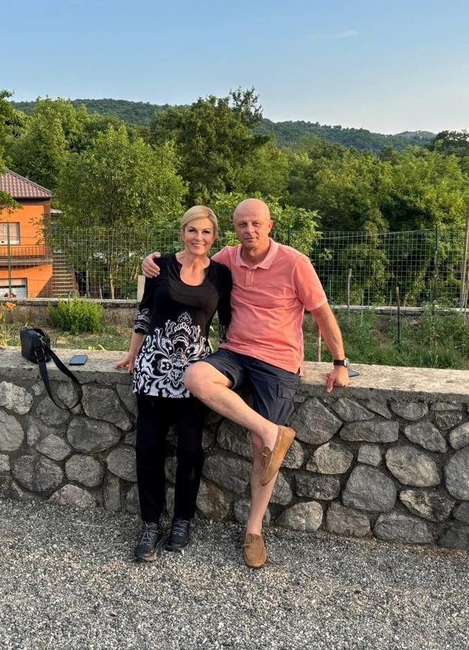 Kolinda objavila fotku s bratom Brankom kojeg javnost rijetko vidi
