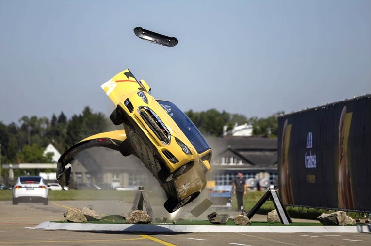 Lažirali crashtest i tvrdili da su električni auti opasniji od benzinaca