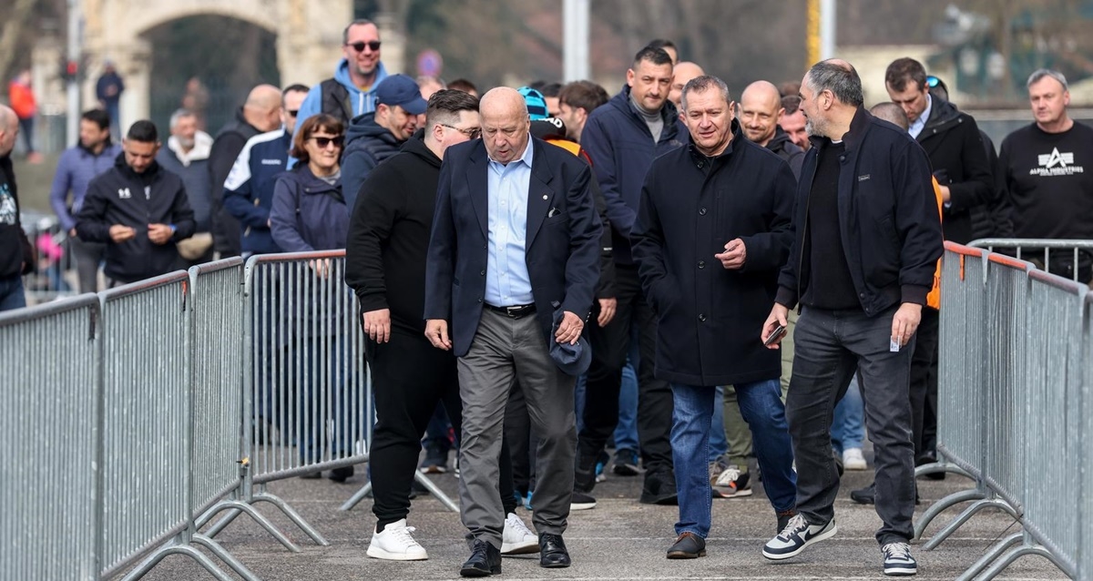 Dinamovo proljeće: Članovi Skupštine koji će dići ruku za Zajeca nisu preletači