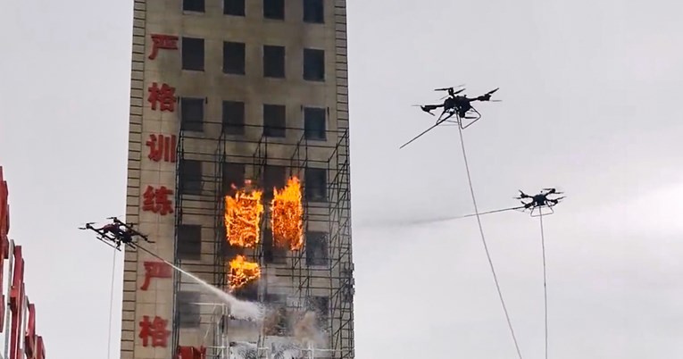 VIDEO Pogledajte kako u Kini dronovima gase požar