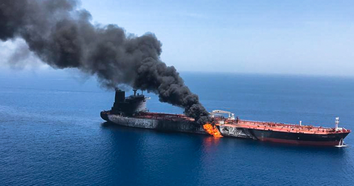 Iranski brod potopljen u prijateljskoj vatri u Omanskom zaljevu, ima mrtvih