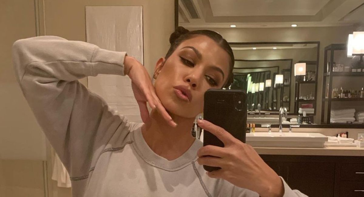 Kardashianku napali jer širi nebuloze o koroni, piše da maske uzrokuju rak