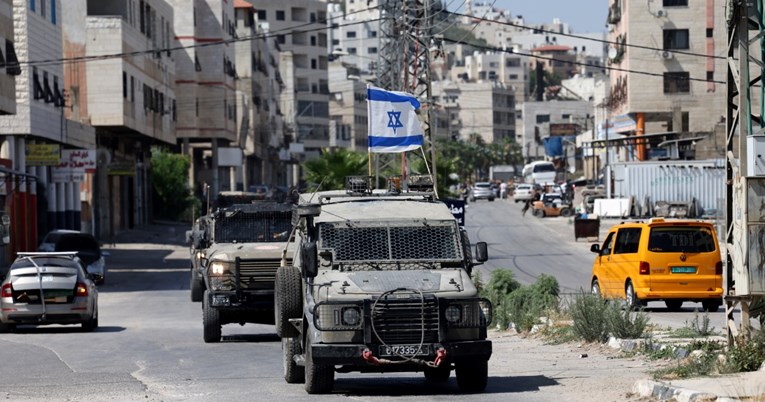 Haaretz: Izraelskim vojnicima naređeno da pucaju na Palestince kod centara za pomoć