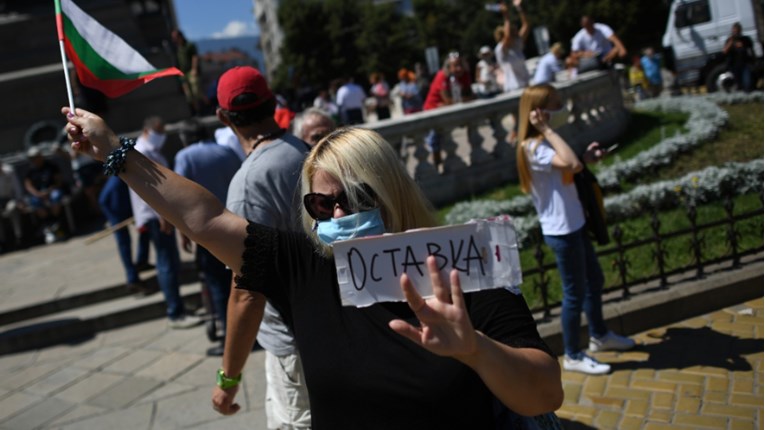 Bugarska vlada preživjela izglasavanje nepovjerenja, tisuće ljudi prosvjeduje