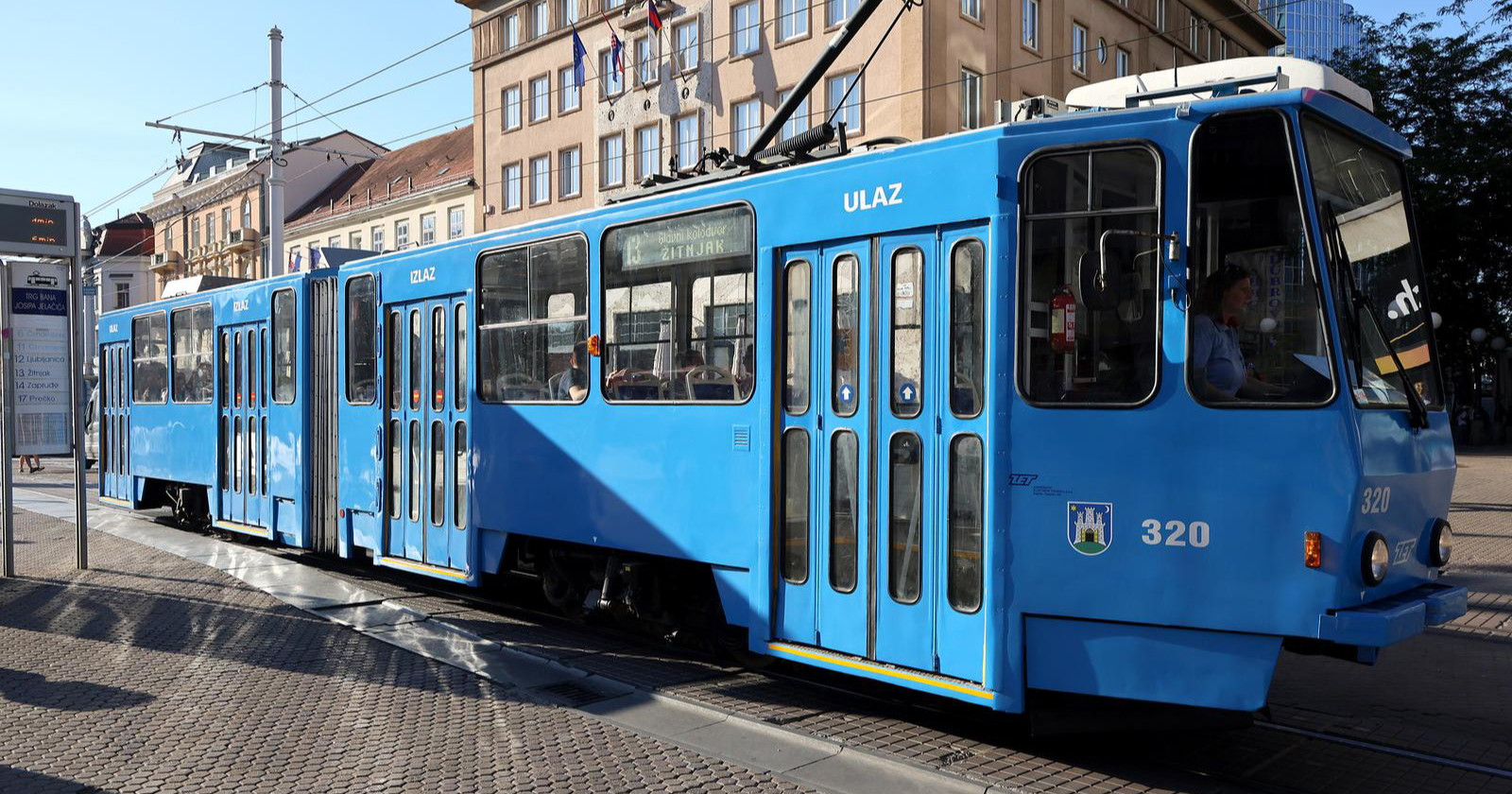 Zagrepčani koji danas morate na posao ili s posla u ovim tramvajima - sretno vam🥵