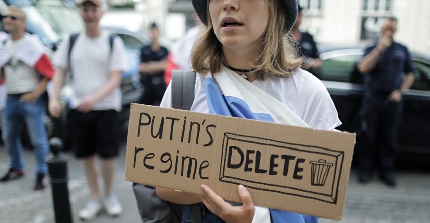 Ukrajinci i Poljaci prosvjedovali protiv "terorusije" u Varšavi: "Dosta je ubijanja!"