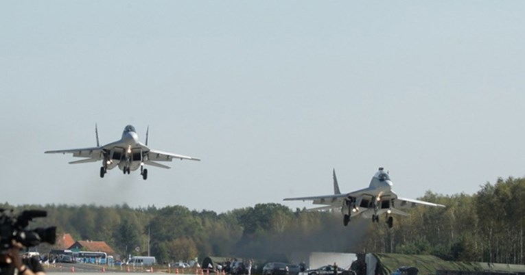 Rusija noćas pokrenula val napada na zapadu Ukrajine, Poljska digla vojne avione