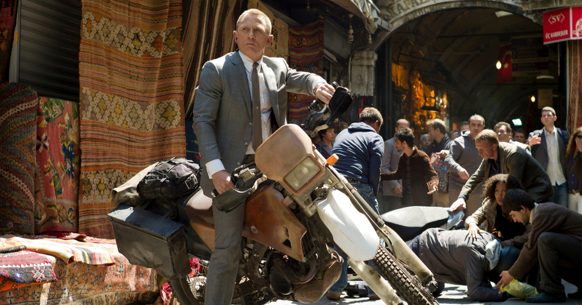 Hoće li Amazon upropastiti i Bonda?