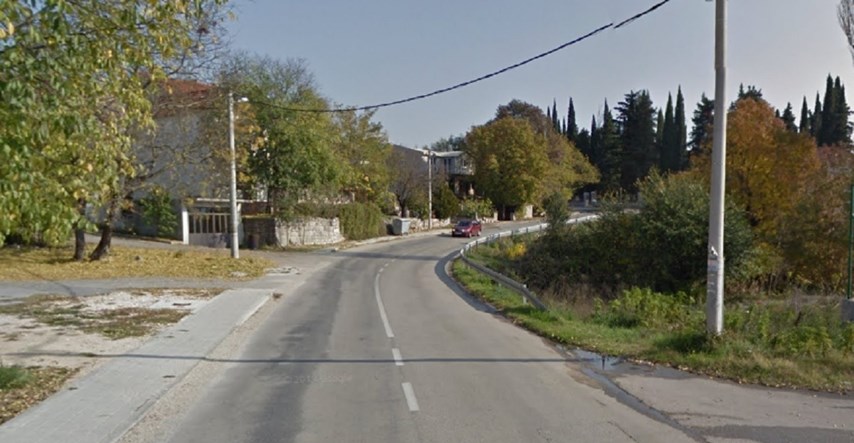 U Dalmaciji se sudarila četiri auta, jedan je policijski. Policajci ozlijeđeni