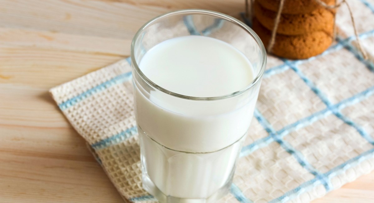 Pijete li mlijeko? Stručnjaci rekli trebaju li ga piti odrasli