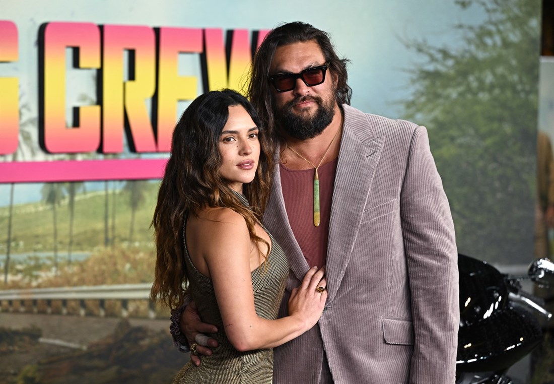 Jason Momoa (46) i Adria Arjona (33) ljubili su se na premijeri filma