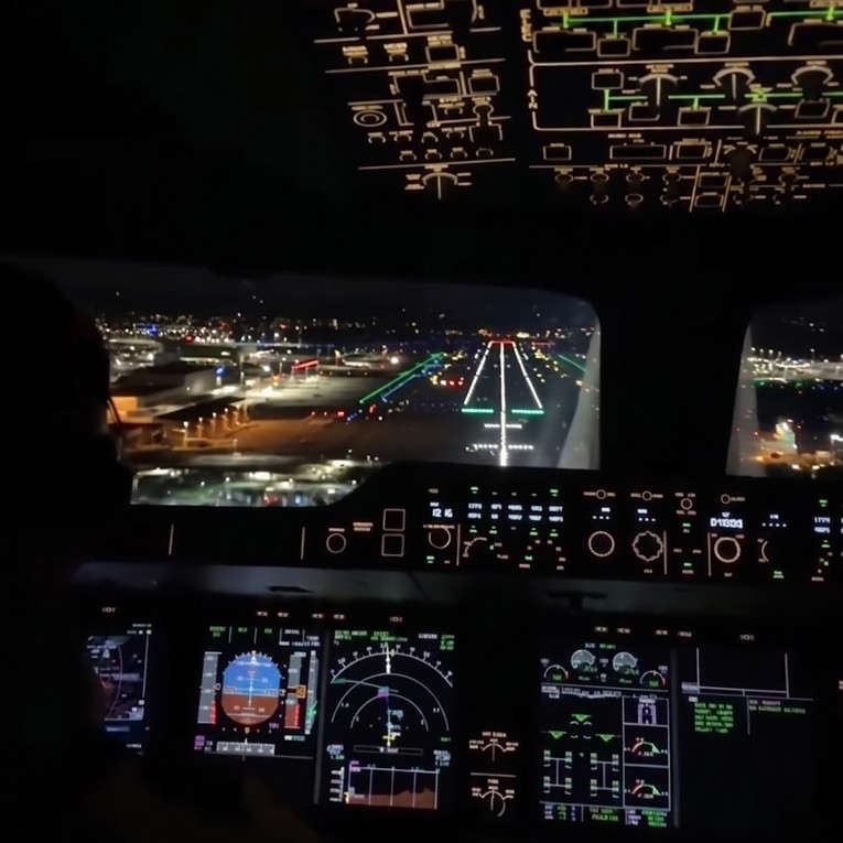 Piloti pri slijetanju čuju jednu uvredljivu riječ, ljudi u čudu