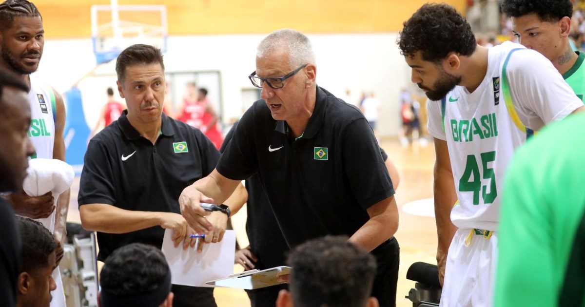 Aco Petrović doveo svoju reprezentaciju do važne pobjede u kvalifikacijama za OI