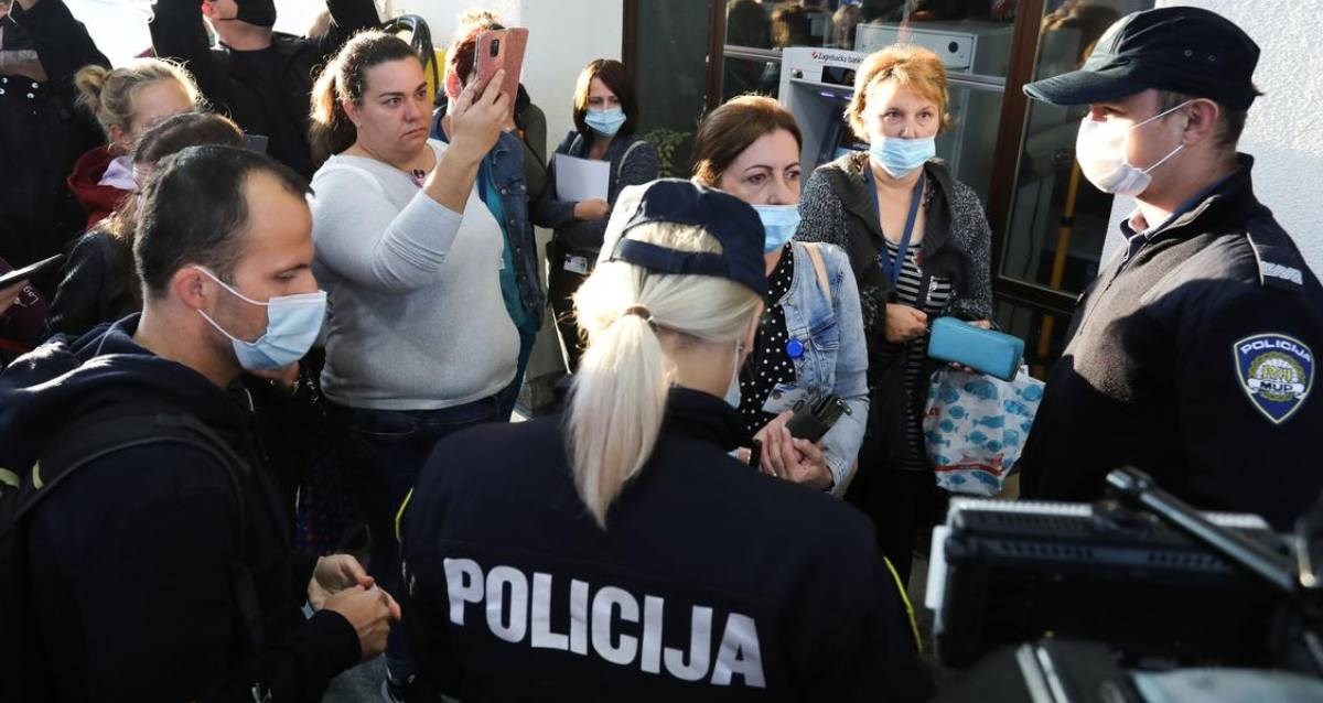 Šef Rebra o prosvjedu: Mogući otkazi za one koji se ne žele ni cijepiti ni testirati