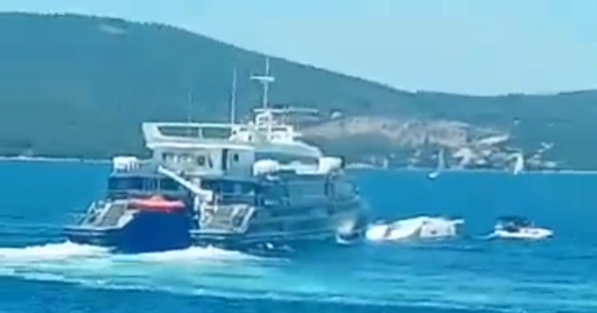 Pomorska nesreća između Brača i Šolte. Sudarili se katamaran i jedrilica