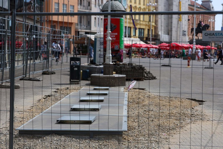 Zašto spremnici moraju baš na glavni trg? Grad Zagreb objavio objašnjenje