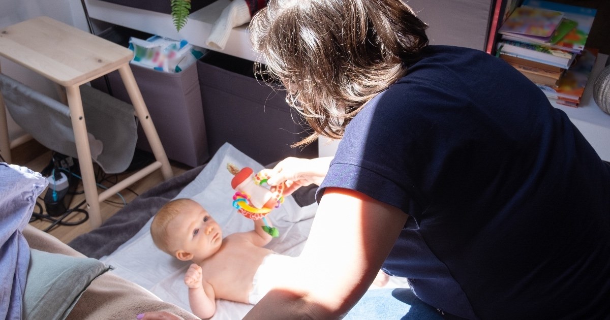 Žena se šokirala zahtjevom svoje majke koja traži da joj se plati čuvanje unuka