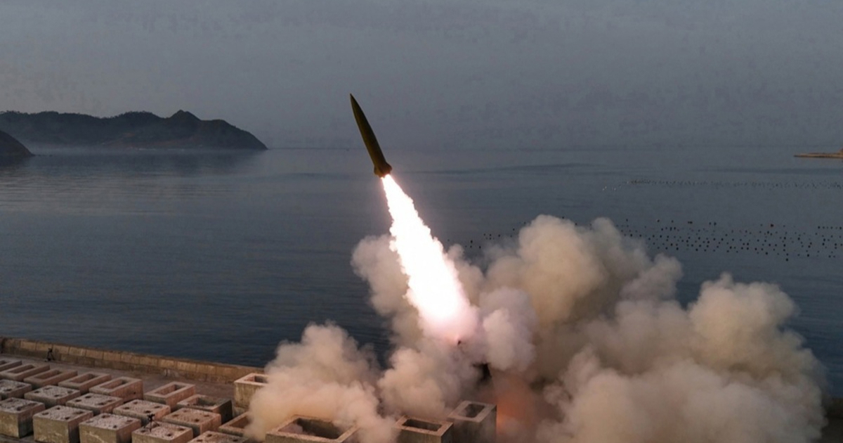 FOTO Sjeverna Koreja ispalila pet balističkih raketa