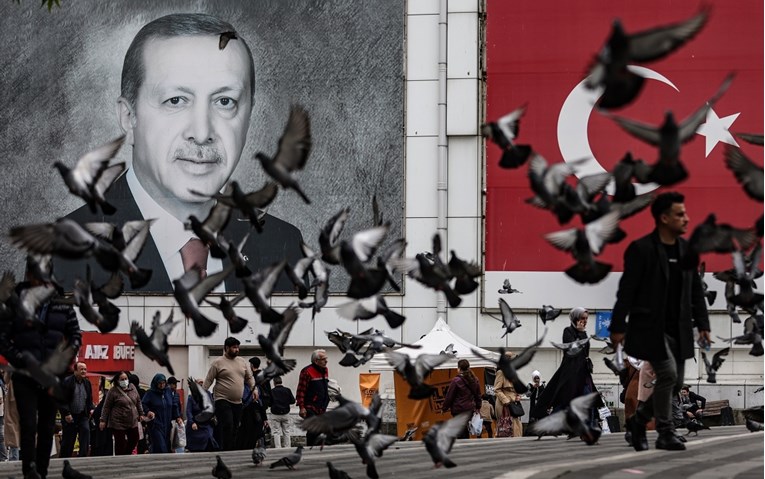 Hoće li Erdogan danas pasti?