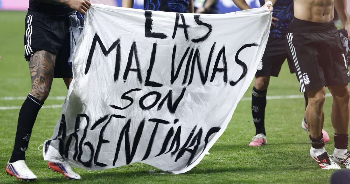 Sporni transparent Argentinaca razljutio je Engleze. Stigla je reakcija FIFA-e
