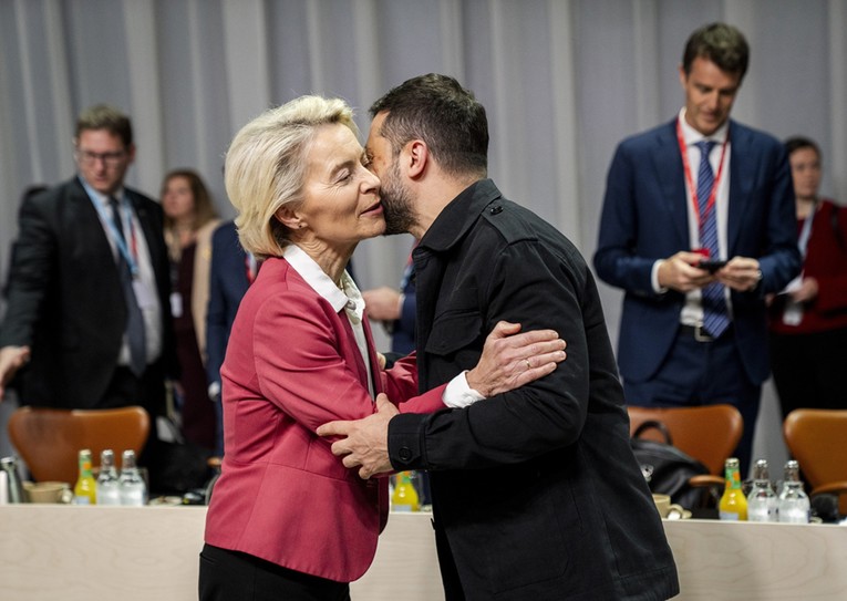 EU i Ukrajina potpisale sporazum. Zelenski: Proizvodit ćemo milijune dronova godišnje