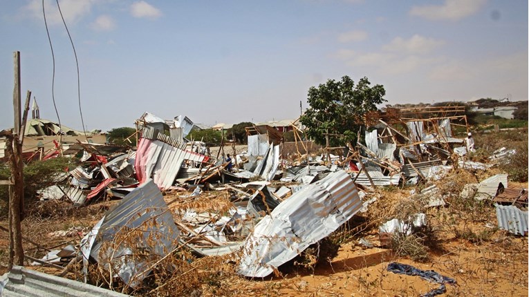 Raste broj umrlih u bombaškim napadima u Somaliji