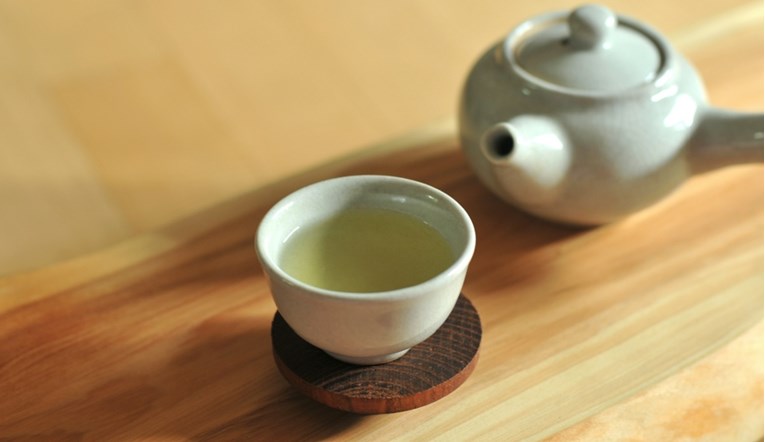 Opozvan zeleni čaj iz Kine, u sebi imao pesticide