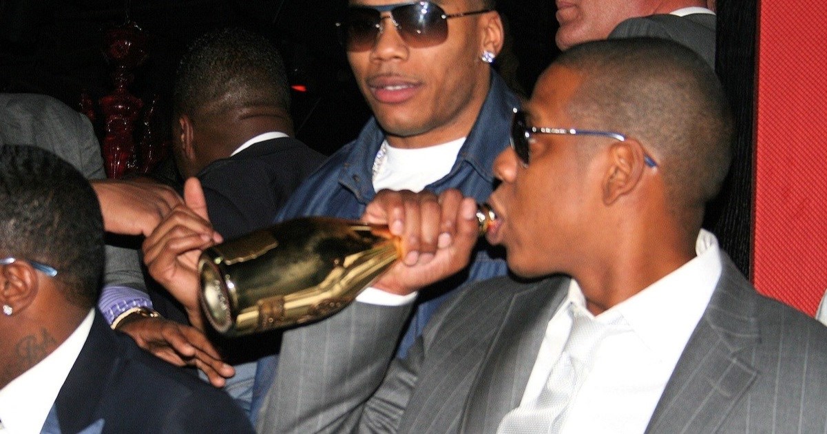 Jay-Z-ja napadaju jer je ostavio napojnicu od 11.000 dolara. Kažu da je malo