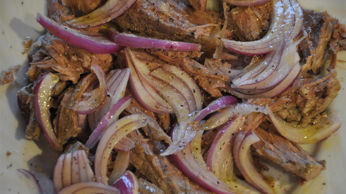 Ako vam je ostalo govedine iz juhe - napravite ovu odličnu salatu