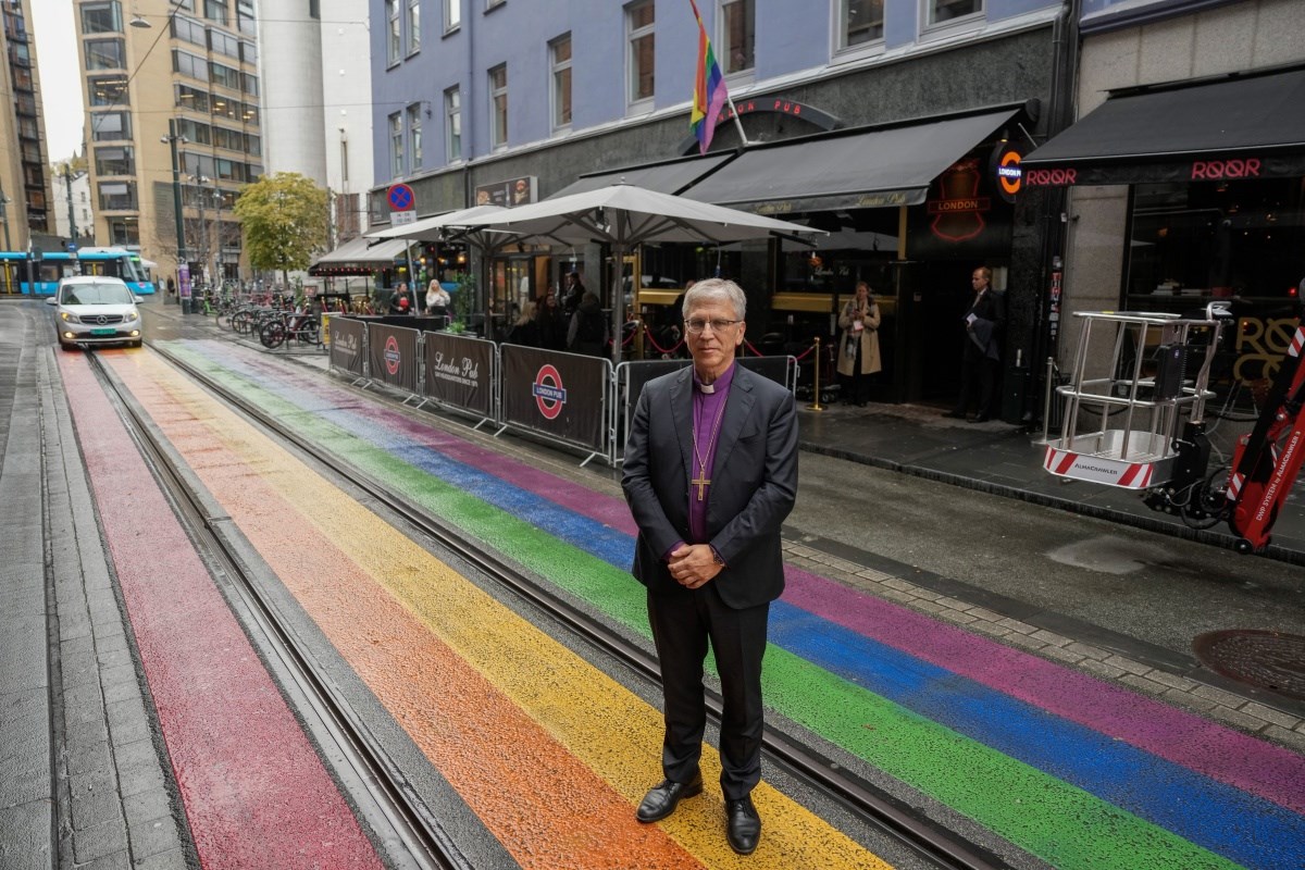 Norveški biskup se u gay baru ispričao LGBTQ+ zajednici