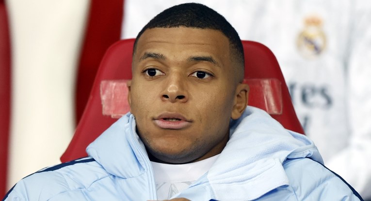 Mbappe je zaprepašten optužbom za silovanje. Cure detalji njegovog izleta u Švedsku