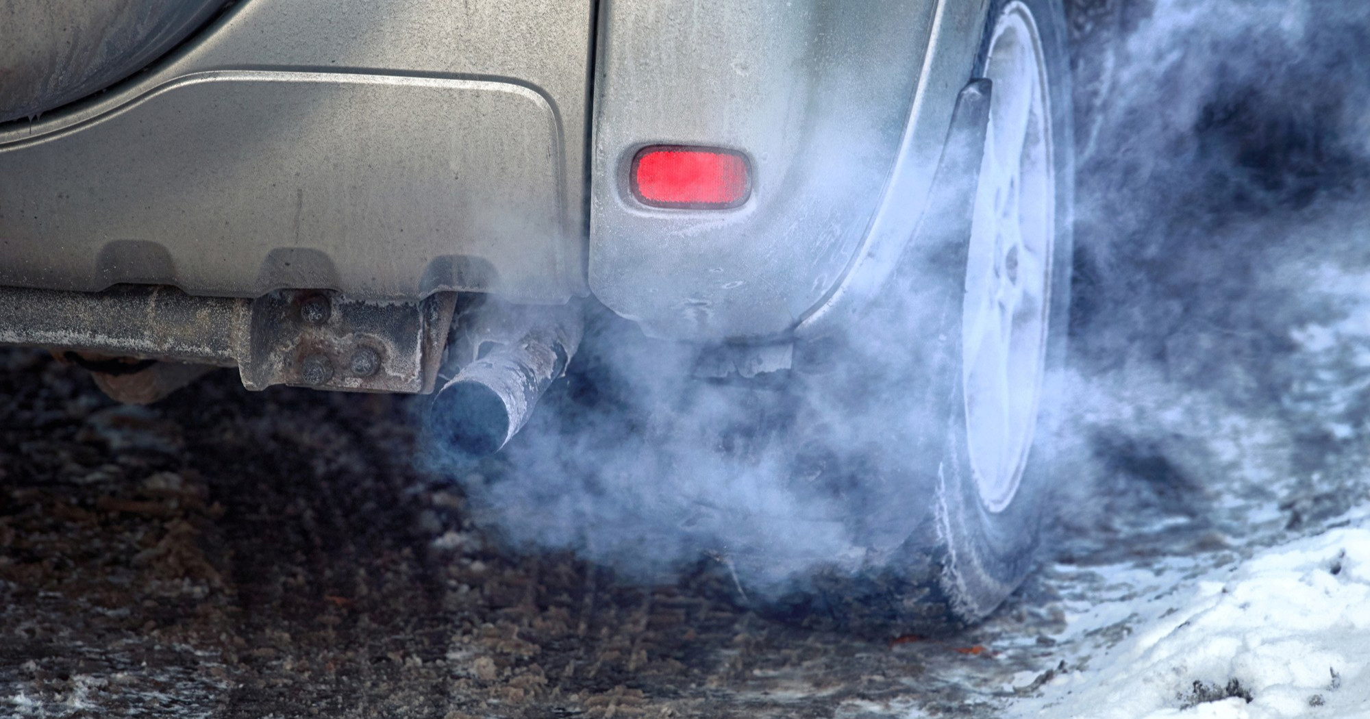 Preokret u Bruxellesu nakon noćnog sastanka. Benzinci i dizelaši ostaju i nakon 2035.