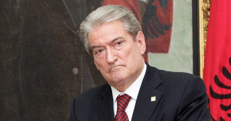 Bivši albanski premijer stavljen u kućni pritvor