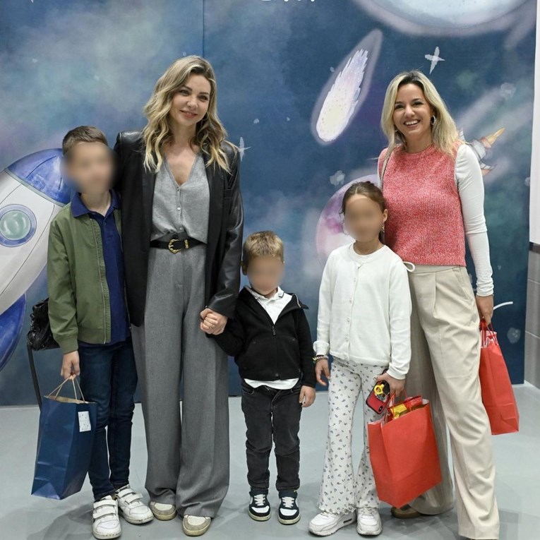 Anja Alavanja privukla pažnju na premijeri predstave u kazalištu Trešnja