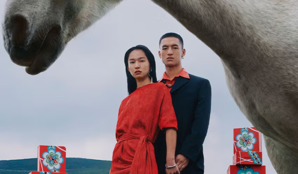 Byredo slavi Lunarnu novu godinu kampanjom u znaku konja