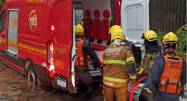 Snažna oluja na jugu Brazila. Poginulo 13 ljudi, među njima i četveromjesečna beba