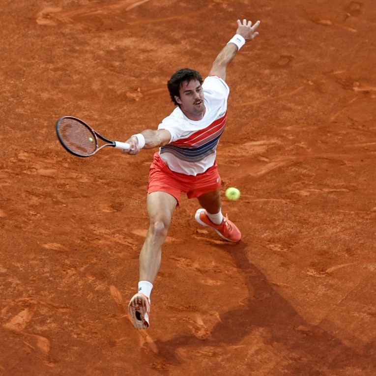 Borna Gojo ispao u prvom kolu Hamburga