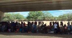 Novi problem za Bidena: Tisuće migranata ispod mosta u Teksasu