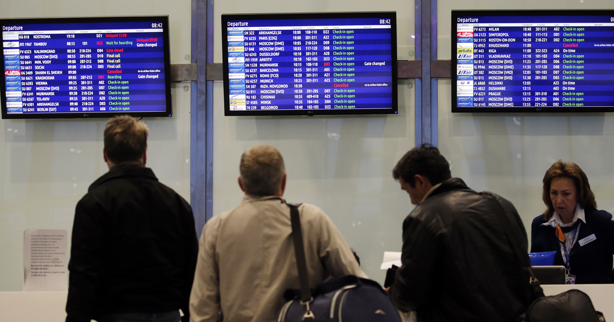 Ukrajinci napali dronovima. Avion s ruskim turistima prisilno sletio u Estoniju