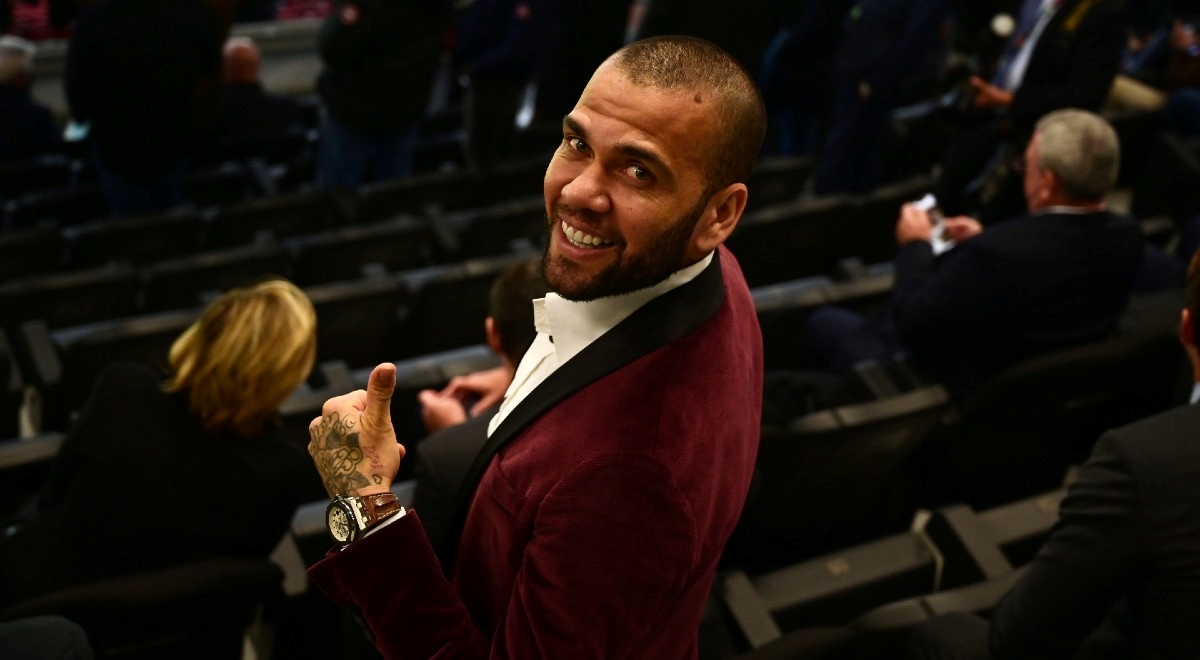 Dani Alves se ubacio među navijače Reala: "Doživio sam El Clasico na drugačiji način"