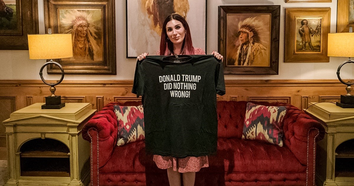 Trump se sastao s teoretičarkom zavjere, a onda otpustio šest ljudi iz Bijele kuće