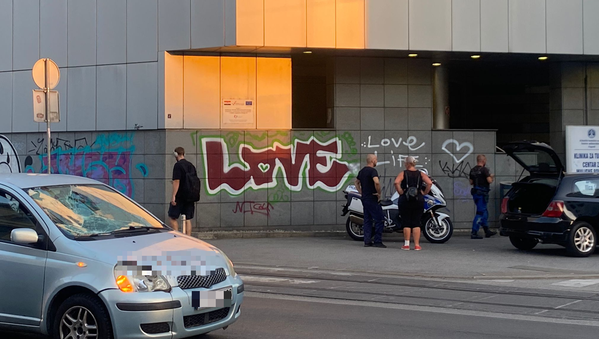 Auto naletio na pješaka u Zagrebu, lakše je ozlijeđen