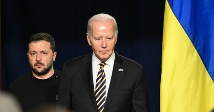 Biden se ispričao Zelenskom zbog zastoja u slanju vojne pomoći Ukrajini